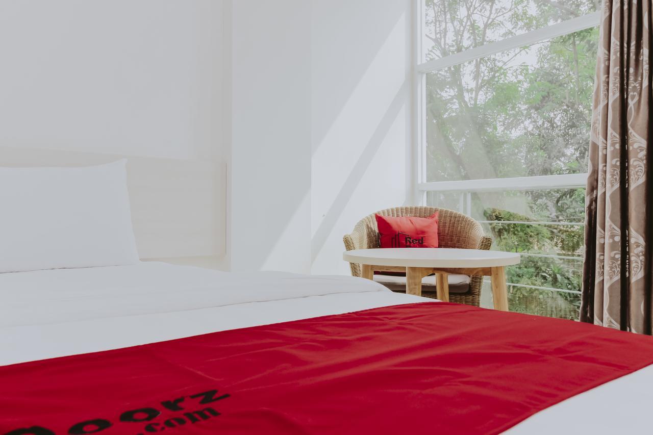 Reddoorz Near Pancoran Hotell Jakarta Exteriör bild