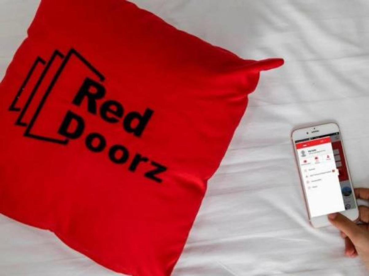 Reddoorz Near Pancoran Hotell Jakarta Exteriör bild